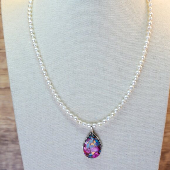 Spiny Oyster Pendant & Pearl Necklace 17-19" Sterling Silver - Picture 3 of 6